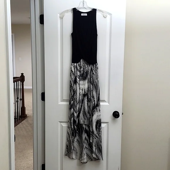 Bailey 44 NWOT XS Grumeti River Maxi Dress High Low Black White Graphic Ruched - Picture 3 of 15